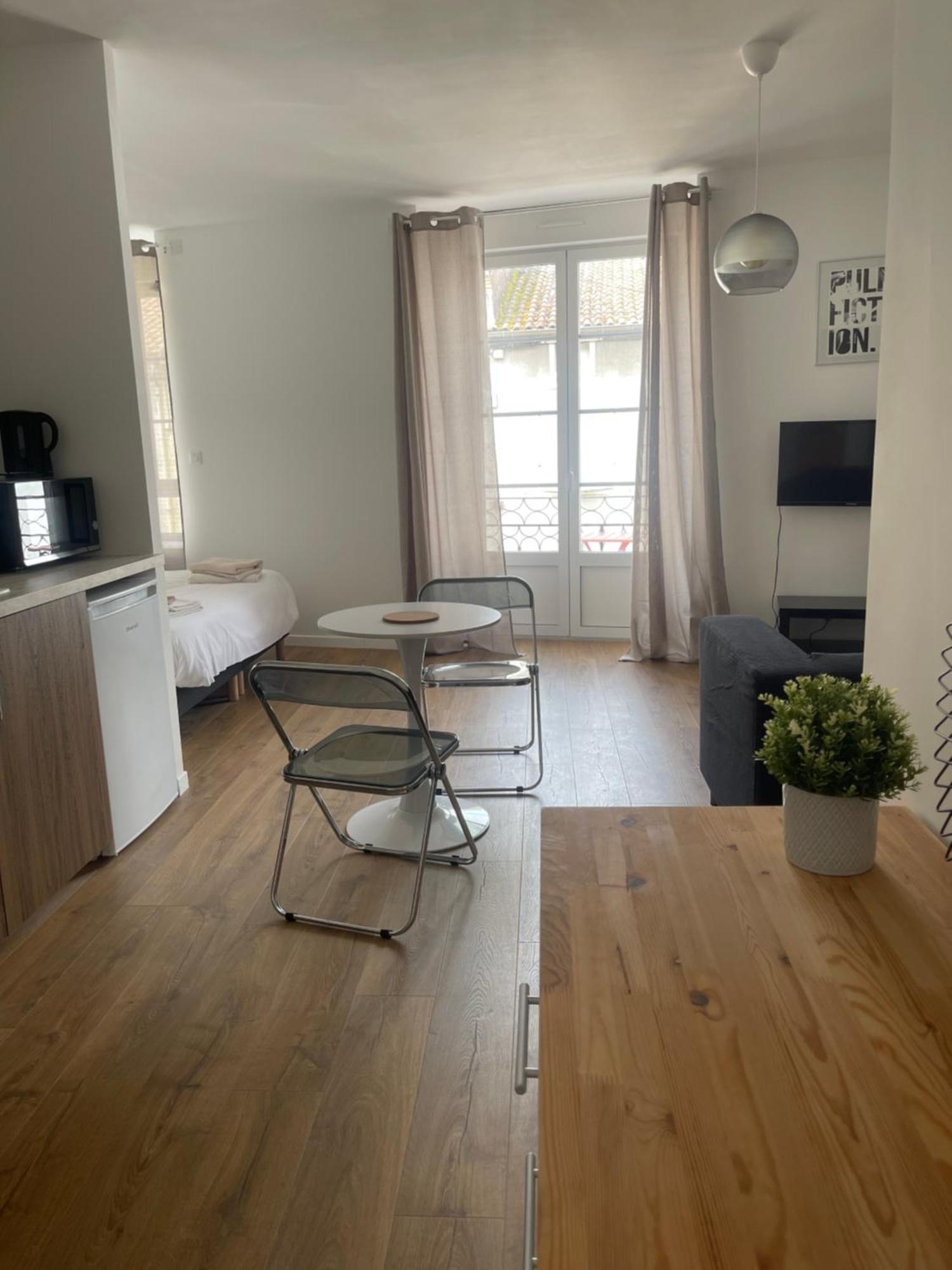 Appart-Hotel Residence De Garonne Tonneins Bagian luar foto